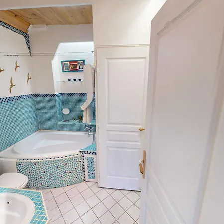 L'avant Port Stunning View Of Honfleur's Outer Harbor 53 M 4 Guest Lejlighed