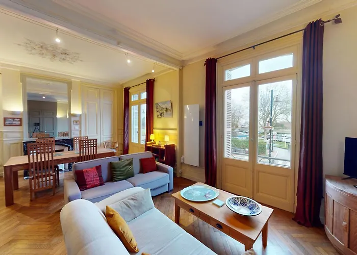 L'avant Port Stunning View Of Honfleur's Outer Harbor 53 M 4 Guest Appartement Honfleur