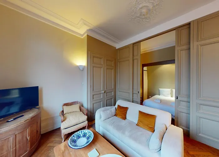 L'avant Port Stunning View Of Honfleur's Outer Harbor 53 M 4 Guest *