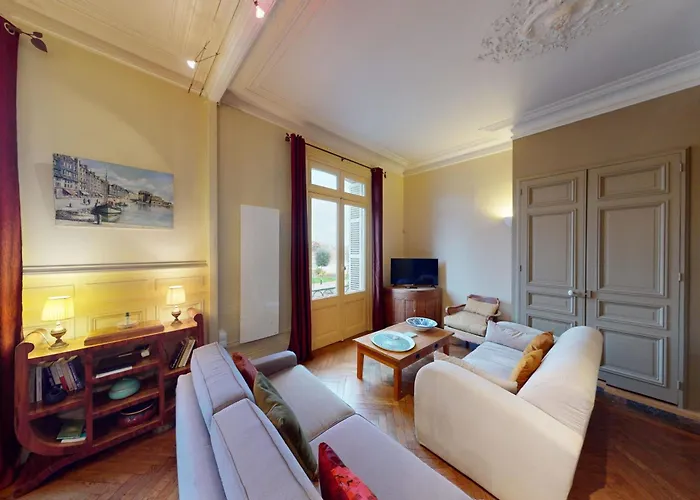 Апартаменты L'avant Port Stunning View Of Honfleur's Outer Harbor 53 M 4 Guest