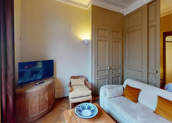 L'avant Port Stunning View Of Honfleur's Outer Harbor 53 M 4 Guest Appartement *