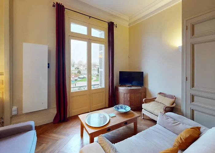 L'avant Port Stunning View Of Honfleur's Outer Harbor 53 M 4 Guest Апартаменты *